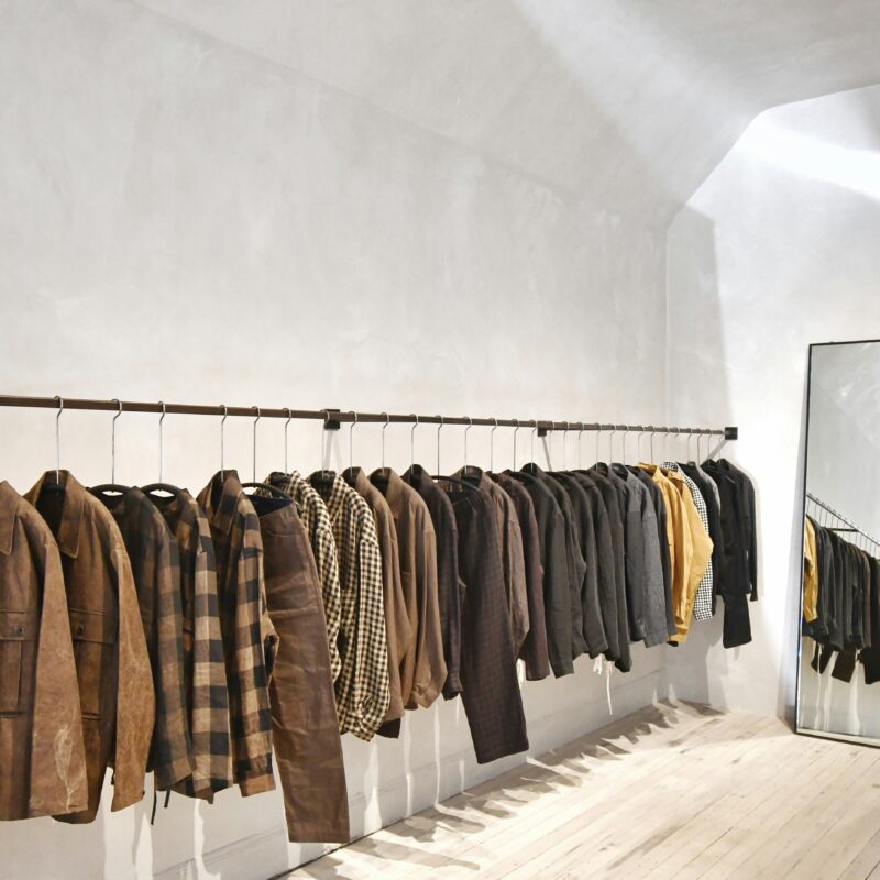 LENAVISAAC RT INTERNATIONAL repreneur - redressement judiciaire Lyon, marques haut de gamme