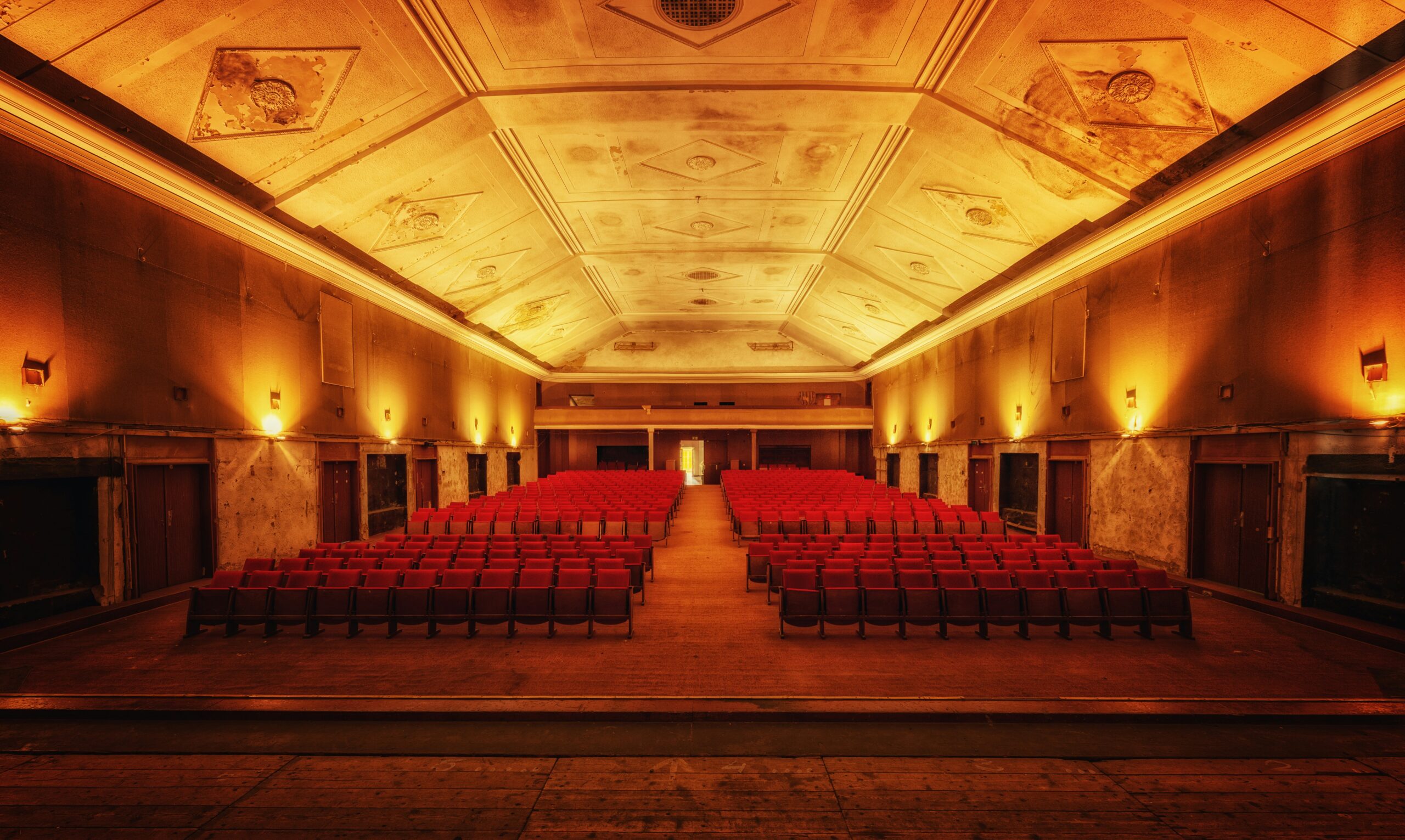 ANCIEN CINÉMA redressement judiciaire