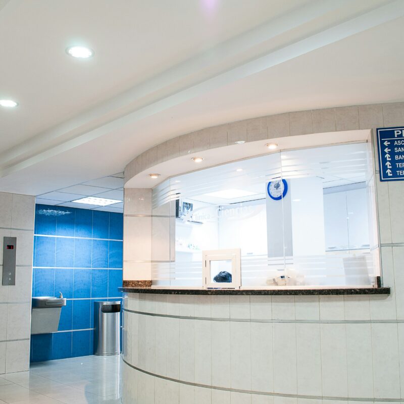 Clinique SAINT ROCH investisseur reprise