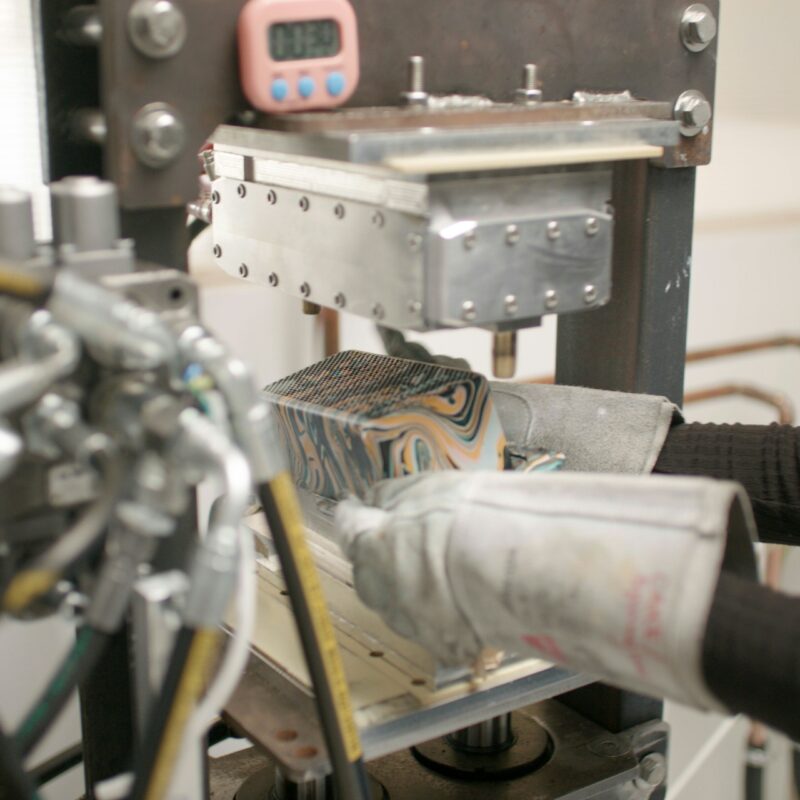 Fabricant de moules aluminium cherche repreneur